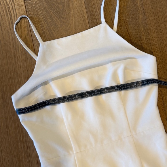 French Connection Whisper Light White Mini Dress Size 2 NWOT Chic Modern - Picture 6 of 7